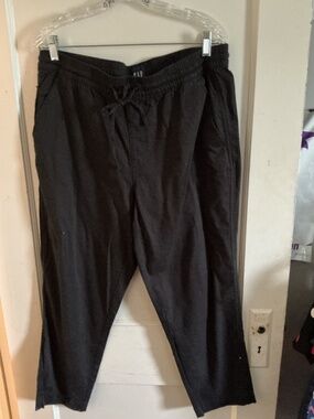 Gap capris